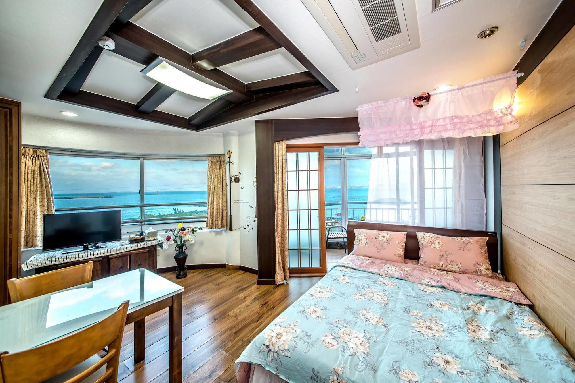 Jeju Pado Sori Apartment Екстериор снимка