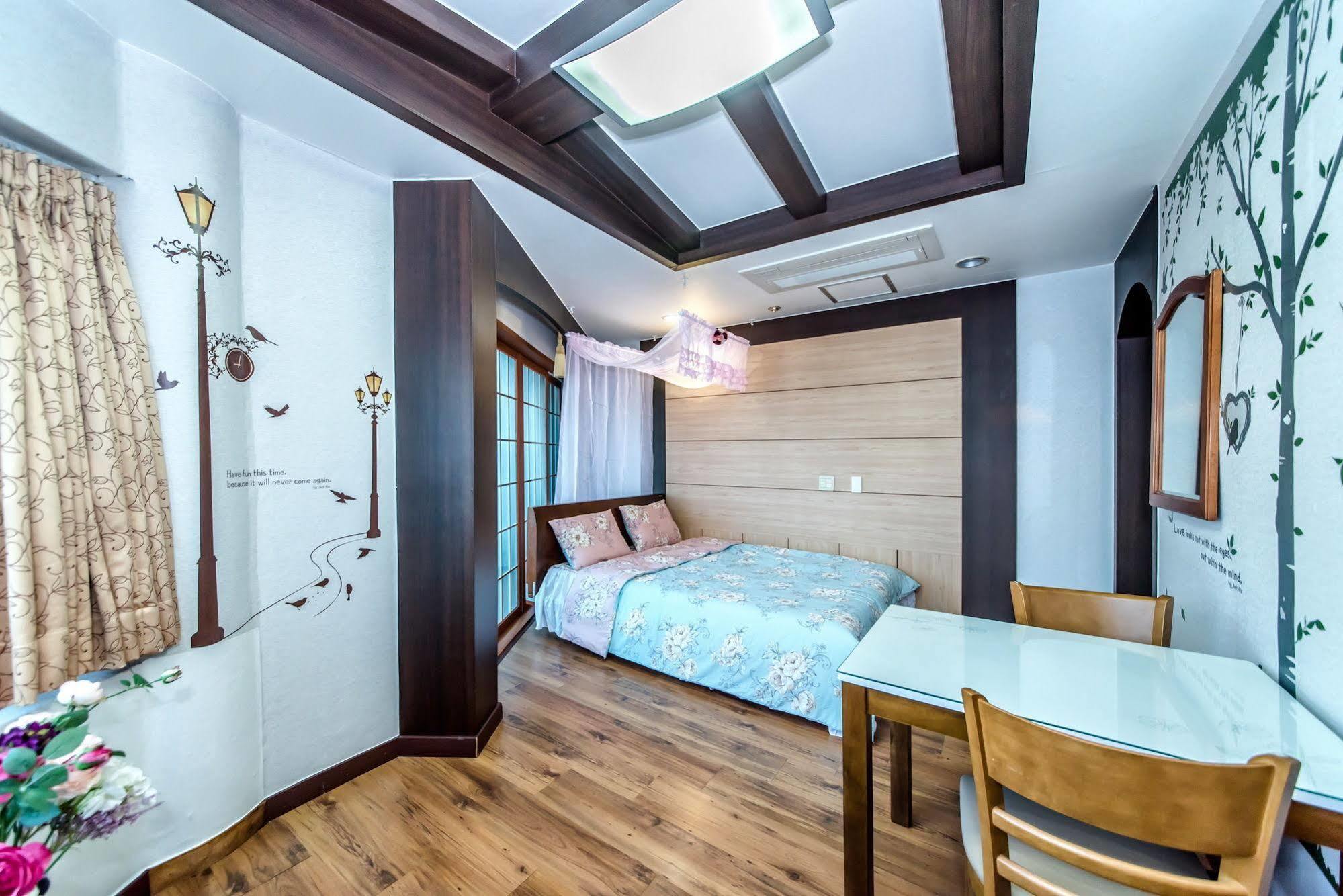 Jeju Pado Sori Apartment Екстериор снимка