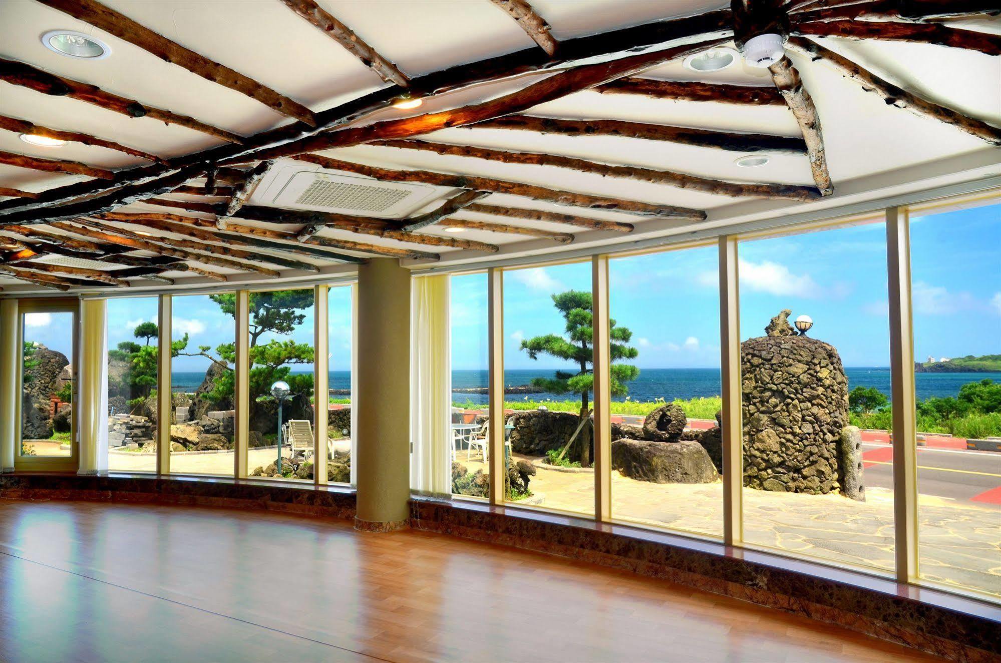 Jeju Pado Sori Apartment Екстериор снимка